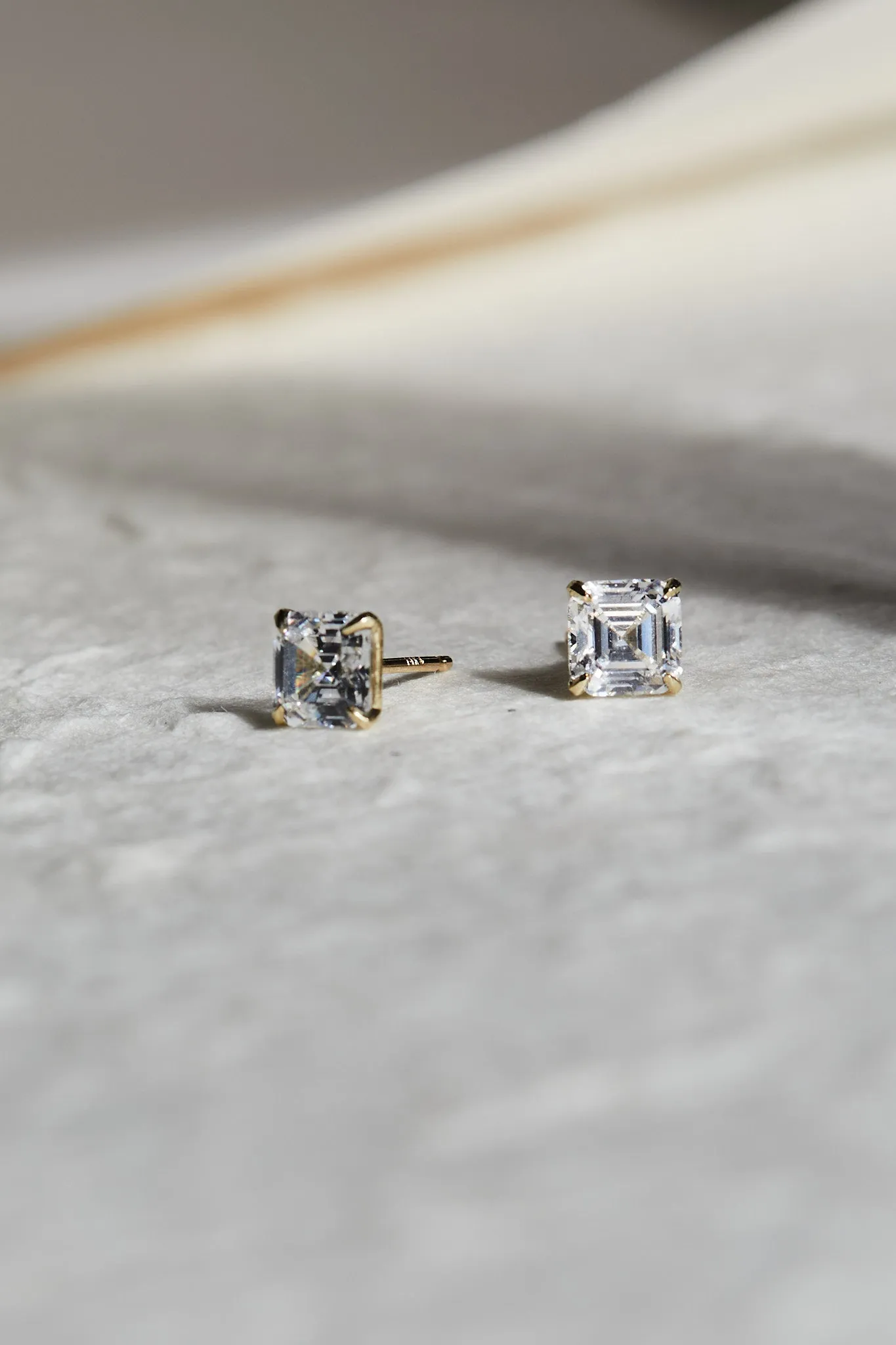 Asscher Prong-Set Diamond Stud Mount