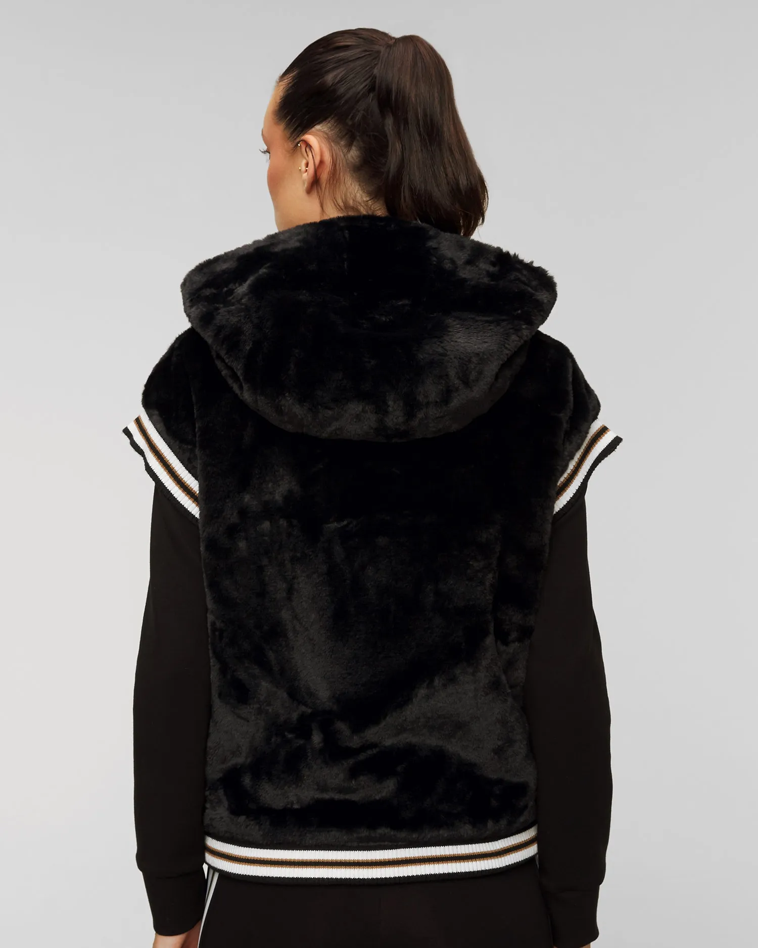 Black faux fur gilet with hood Sportalm 1612037721-59