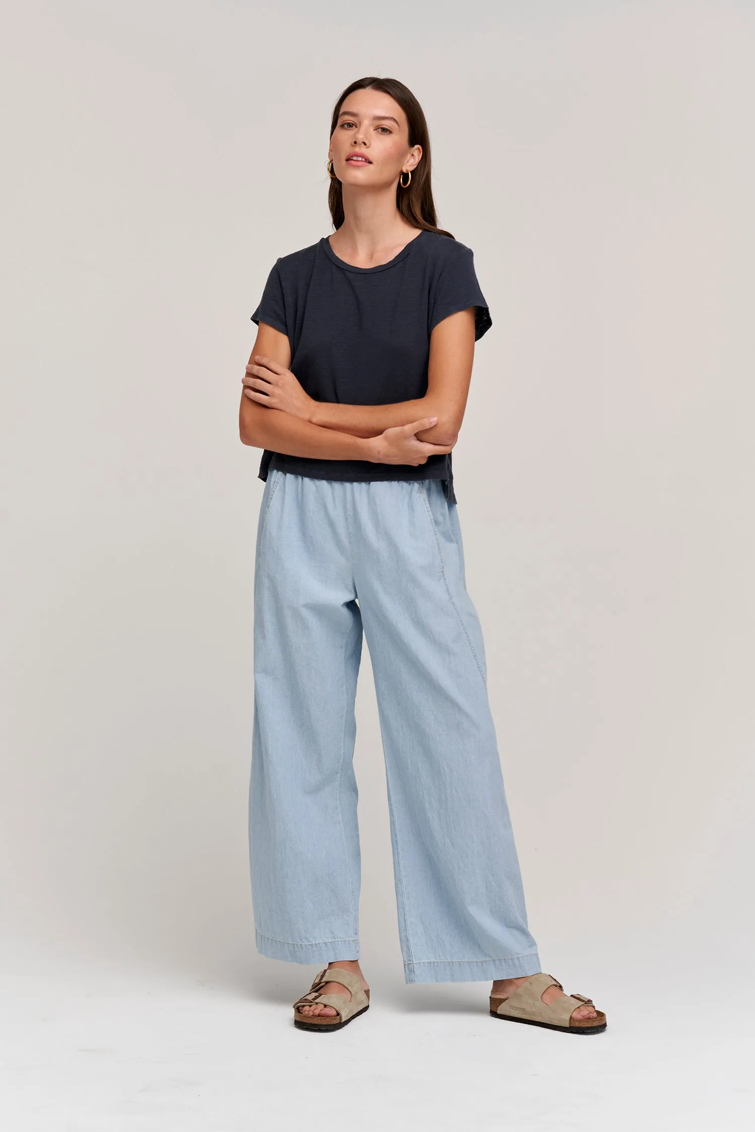 BROOKLYN CHAMBRAY WIDE LEG TROUSERS IN CHAMBRAY