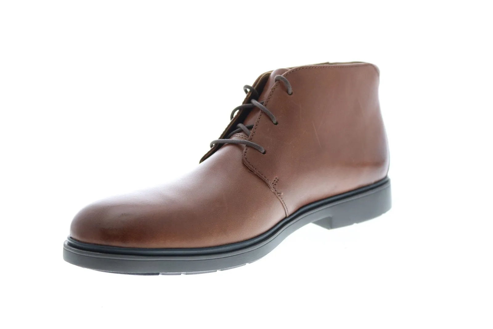 Clarks Men's Brown Wide Leather Chukka Boots - Un Tailor Mid