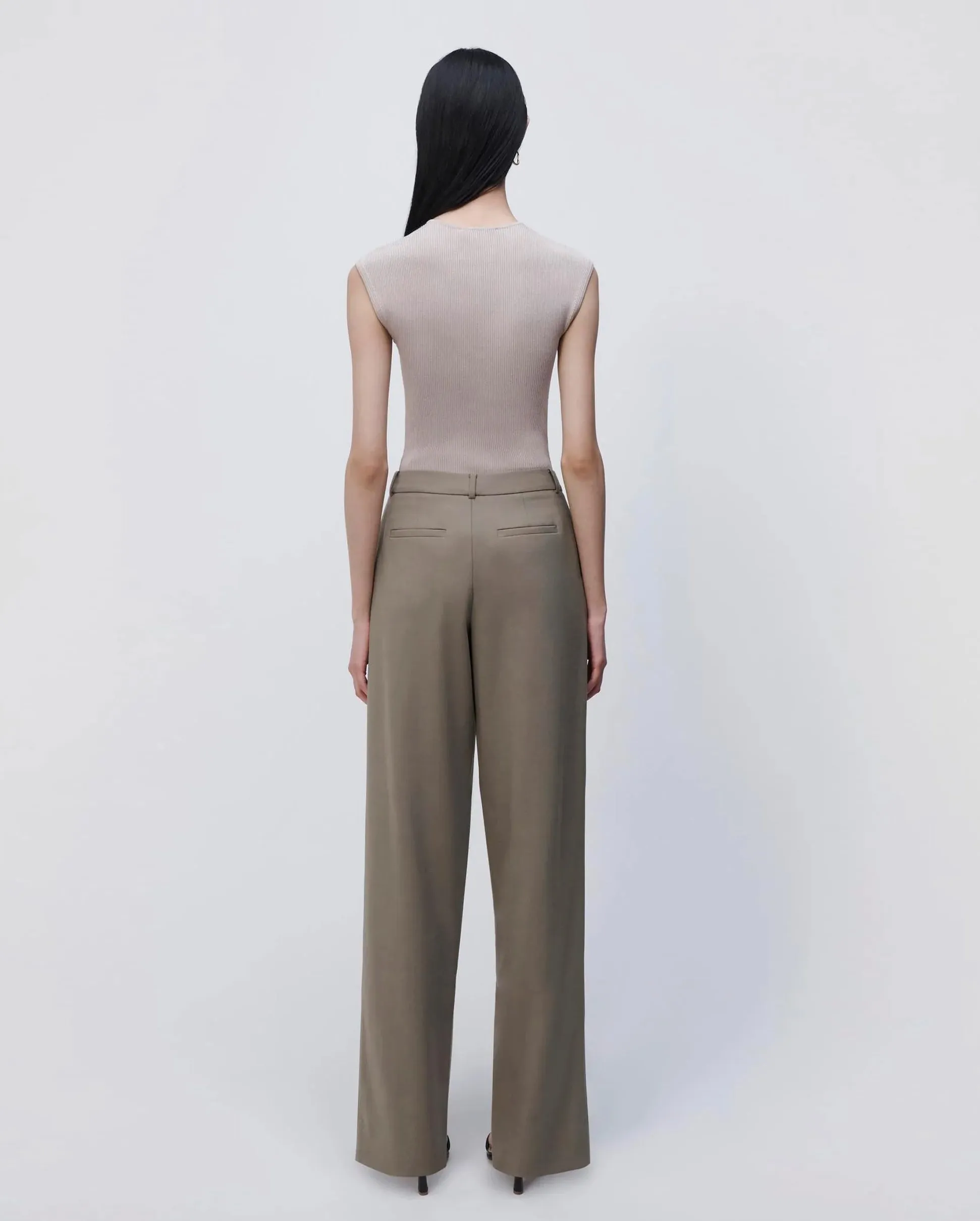 Felice twill trousers with pleats in willow green