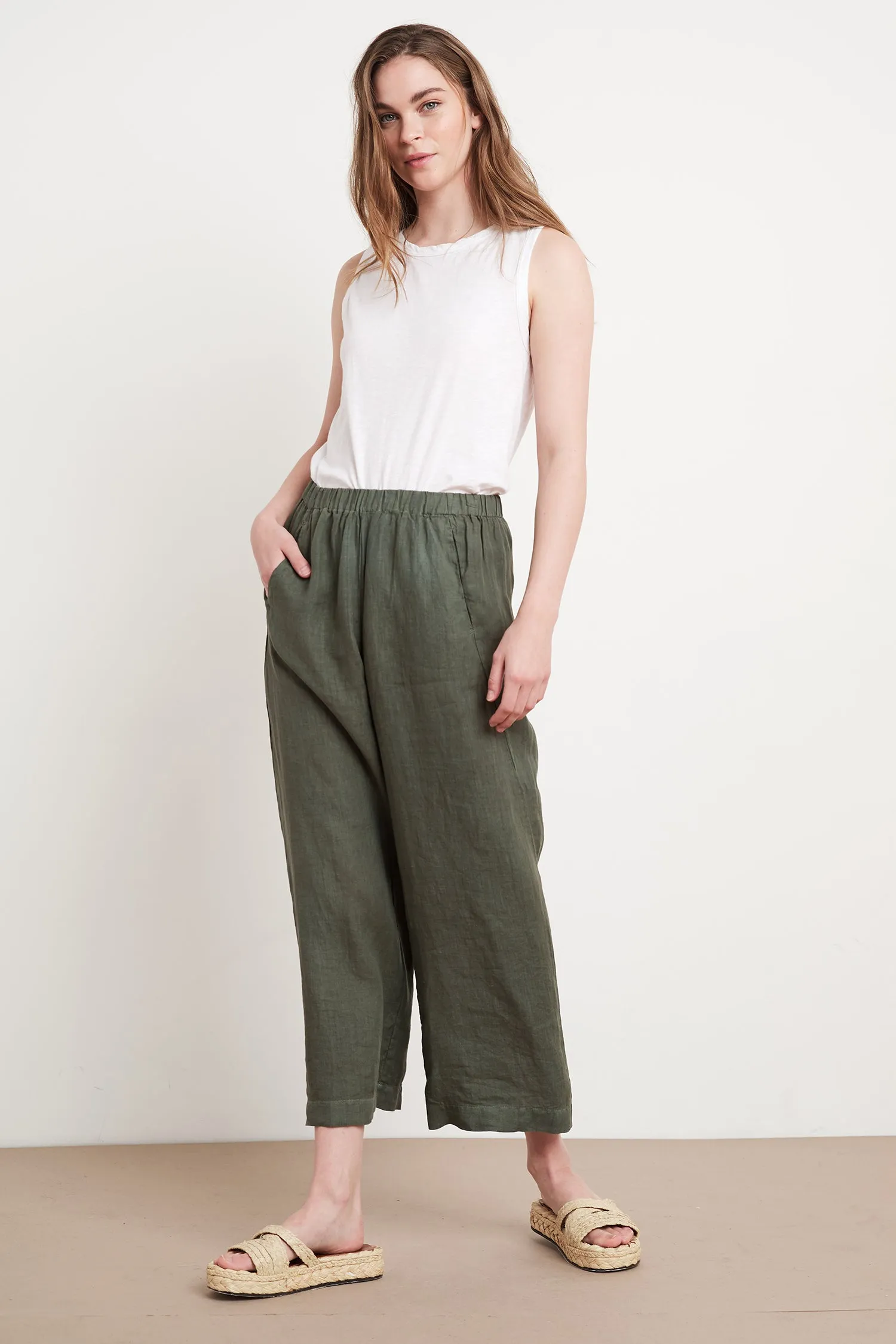 LOLA WOVEN LINEN TROUSERS IN ELM