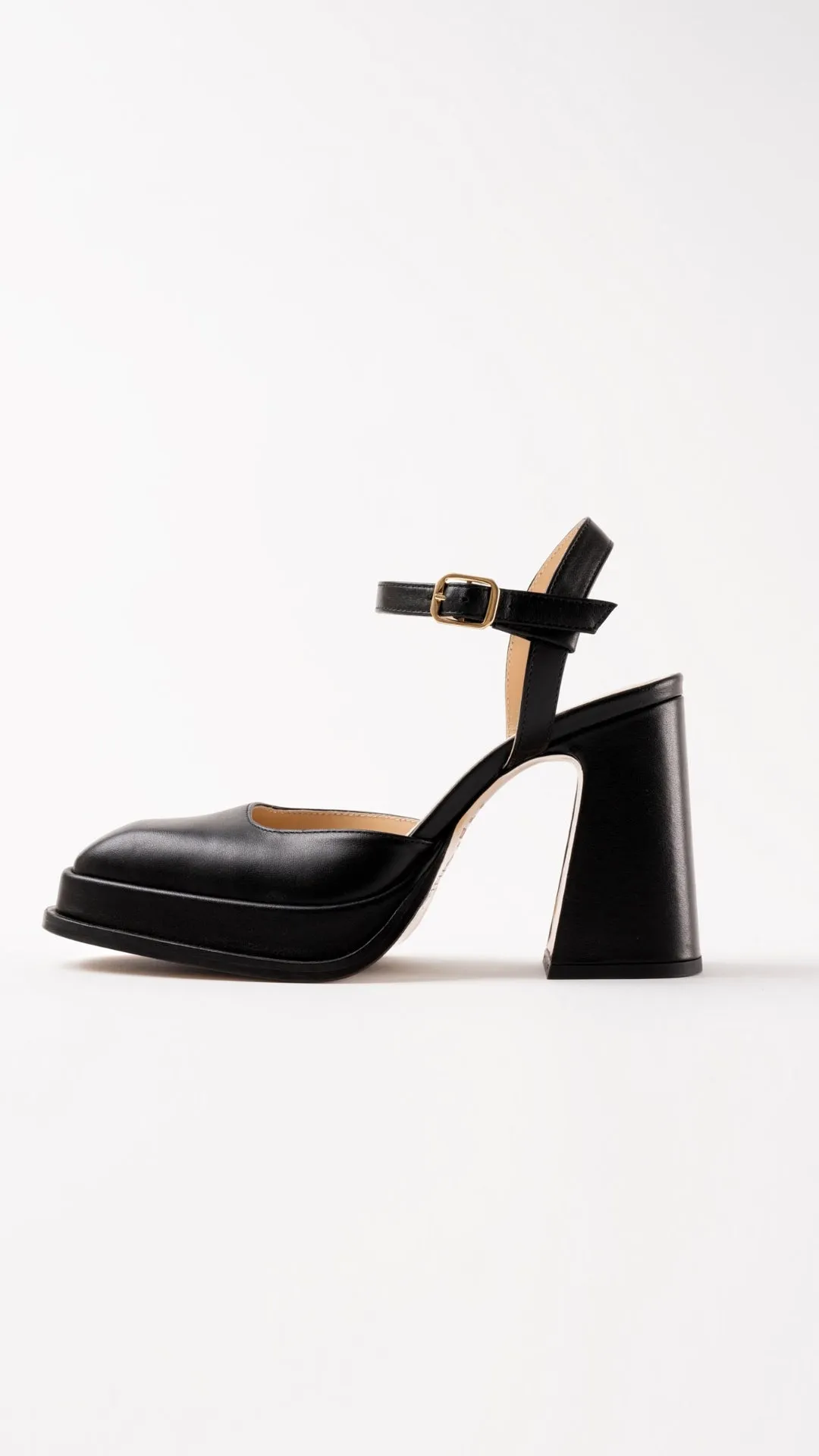 MALASANA - Black Leather Platform Pumps