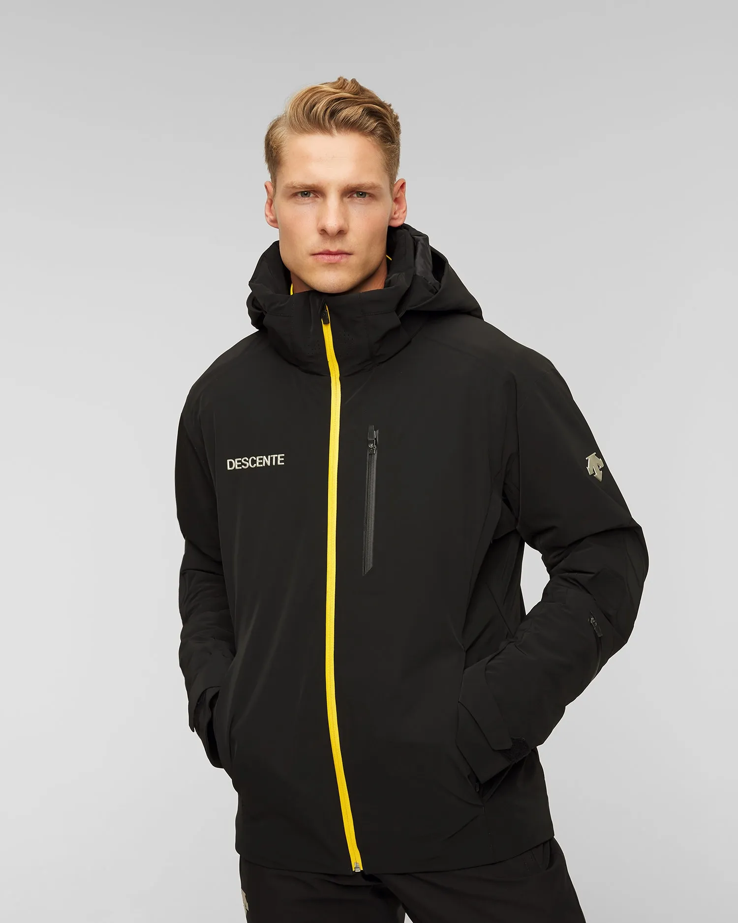 Men’s ski jacket Descente Reign SampleDWMWGK27Y-blk