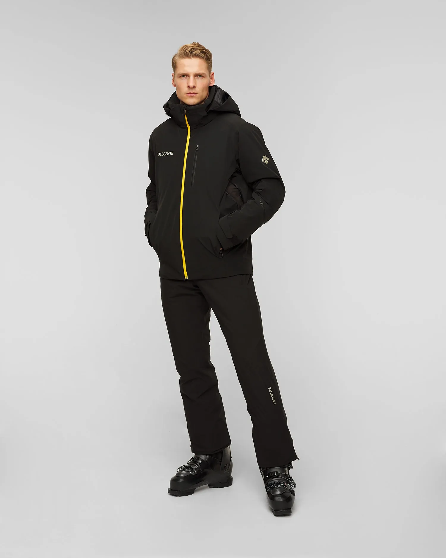 Men’s ski jacket Descente Reign SampleDWMWGK27Y-blk