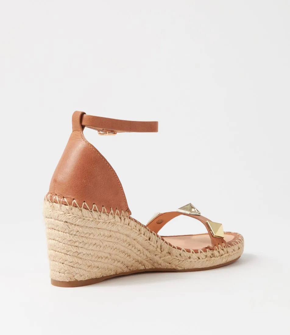 Chic Gillies Tan Leather Wedges