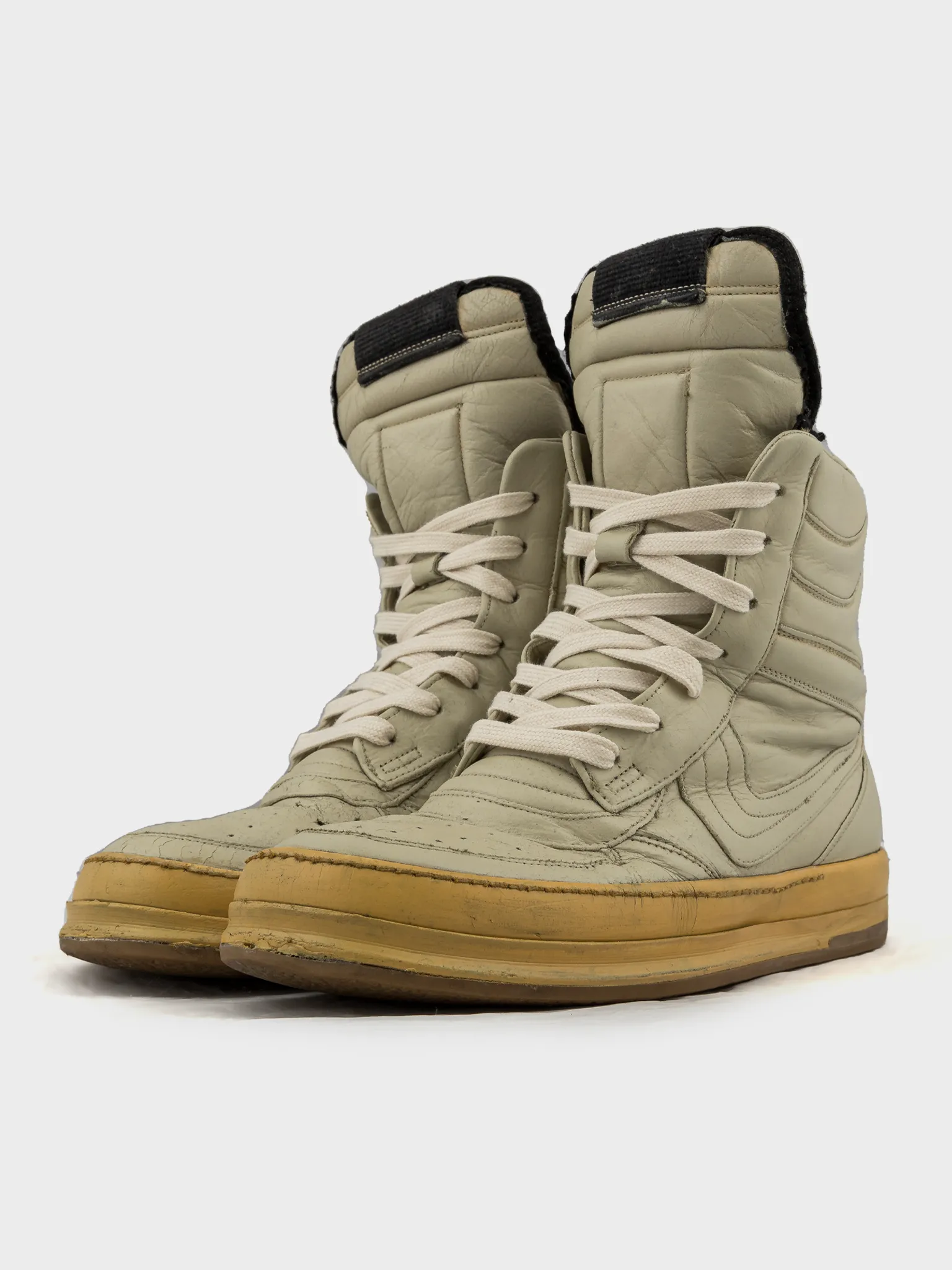 Milk Dunk Hi-Top Sneakers