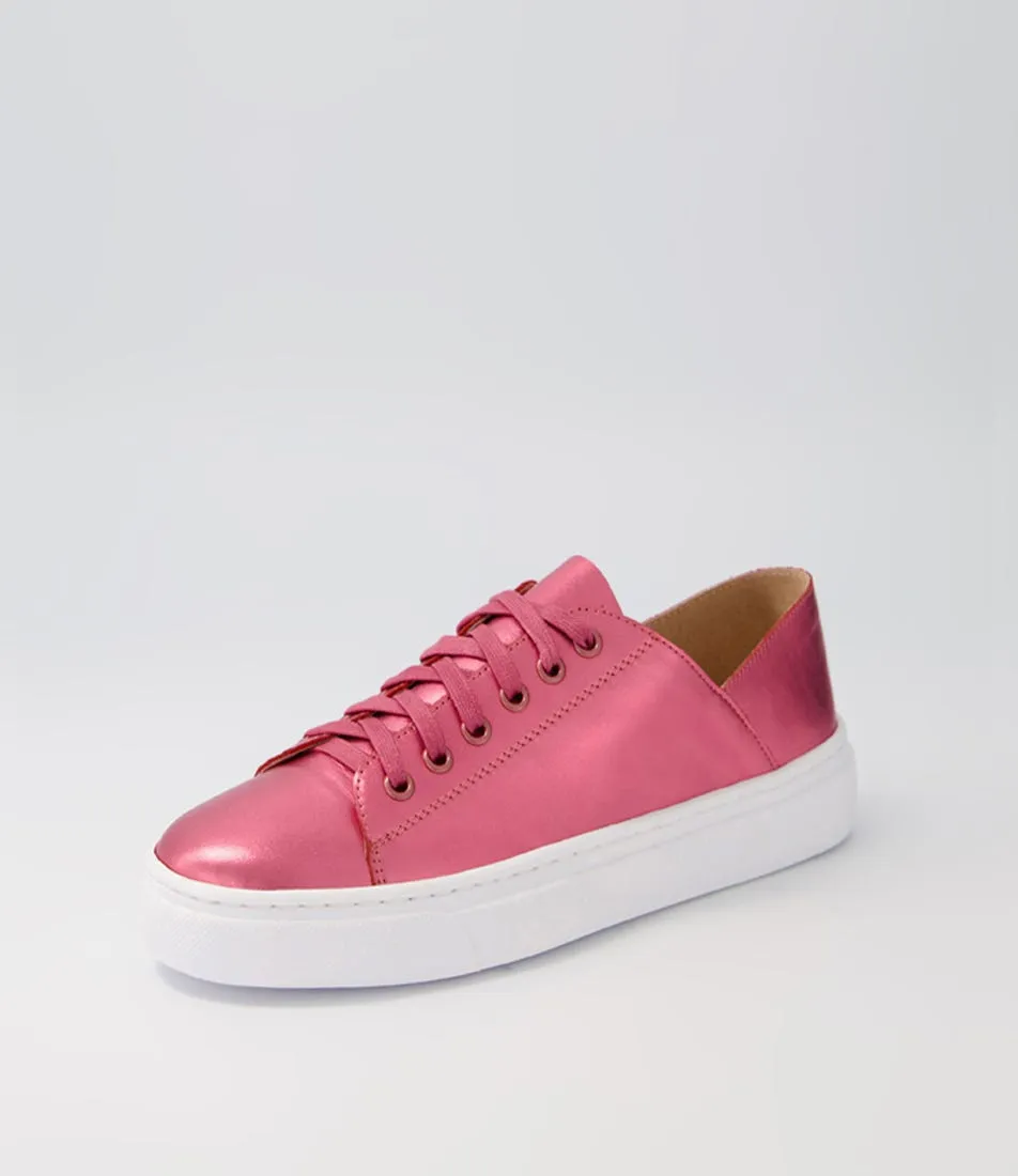 MOLLINI Oskher Guava Metallic Leather Sneakers