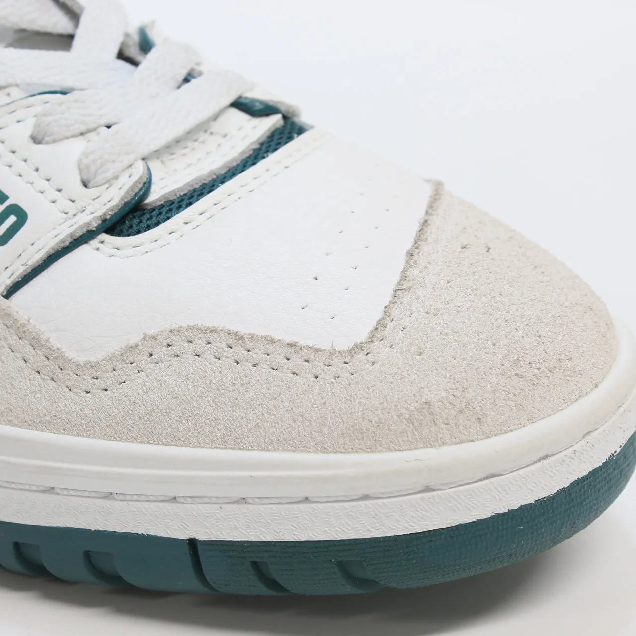 New Balance BB550 White Teal Offwhite UK Size 8 - Buy Now