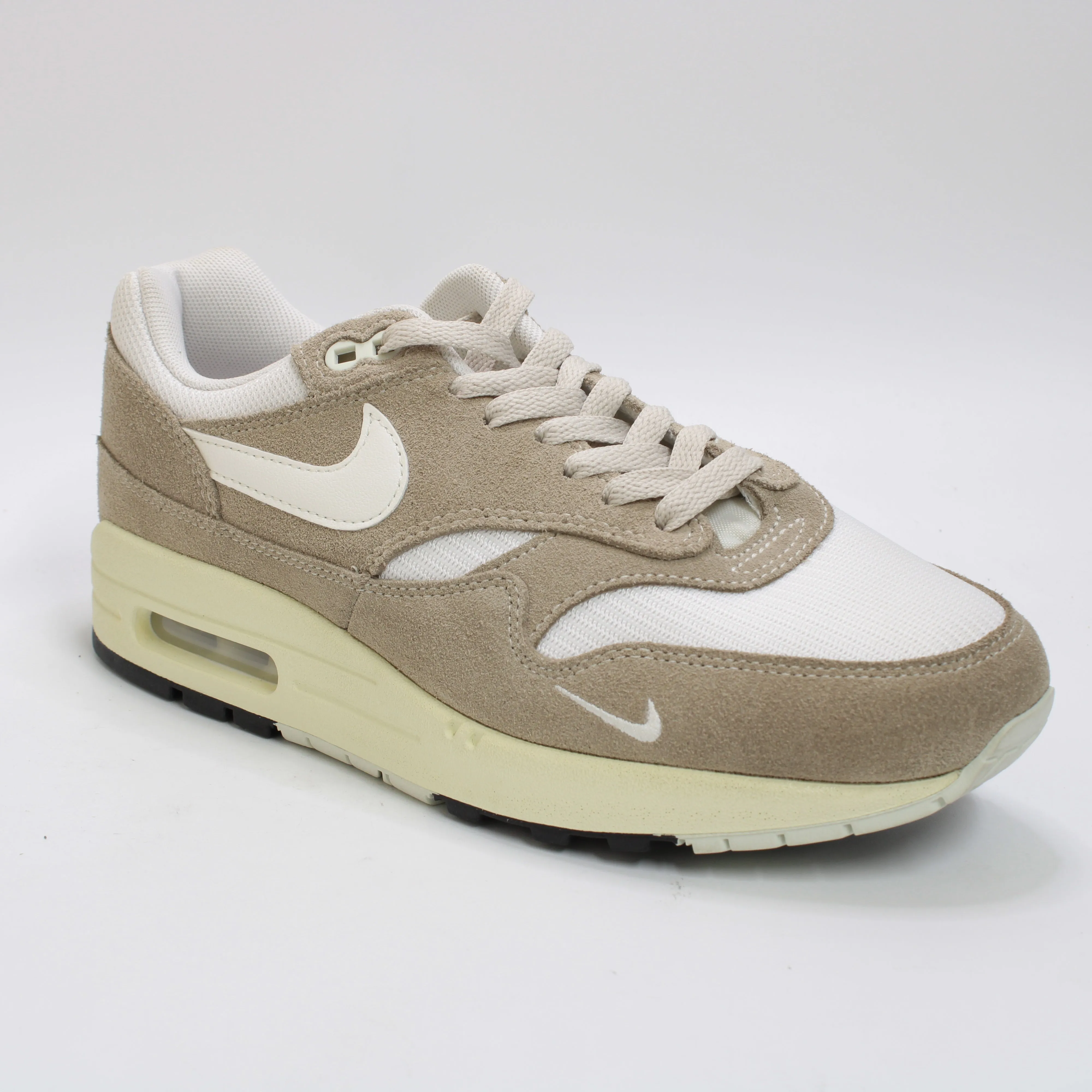 Nike Air Max 1 Sail Khaki Trainers