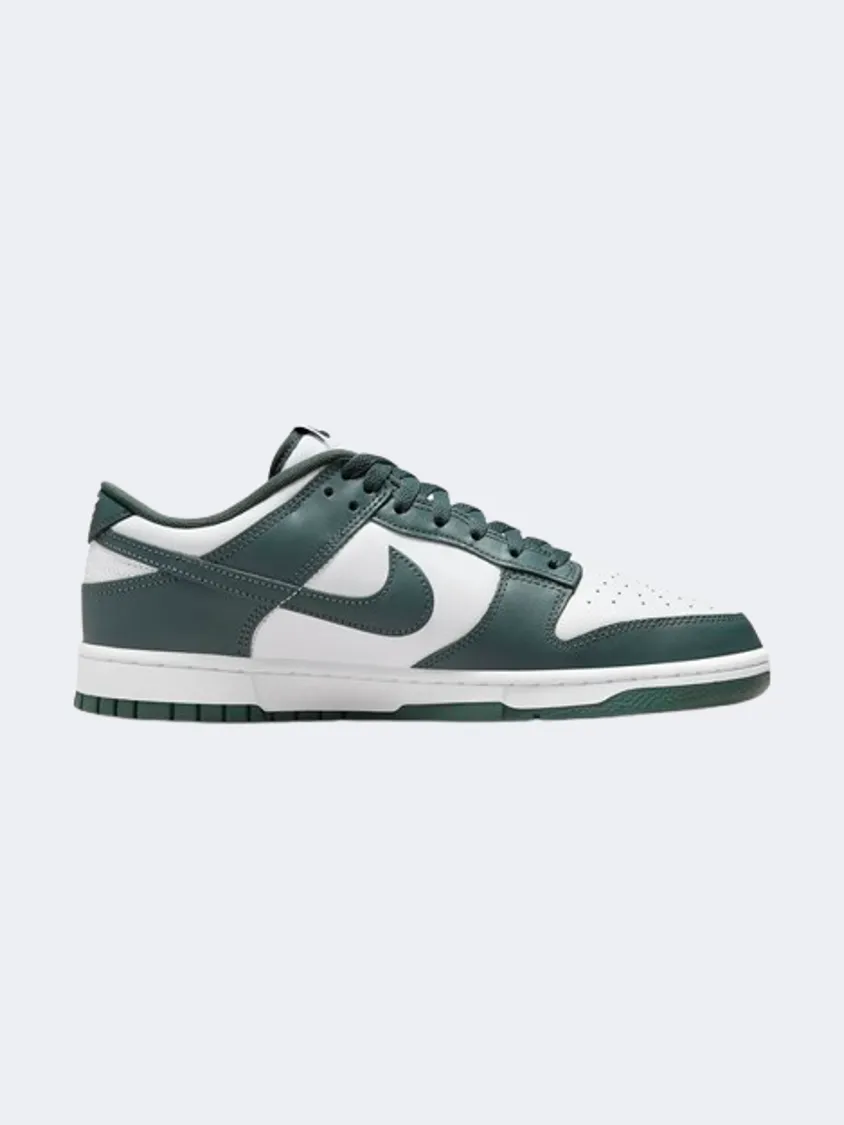 Nike Dunk Retro Men Lifestyle Sneakers White/Vintage Green