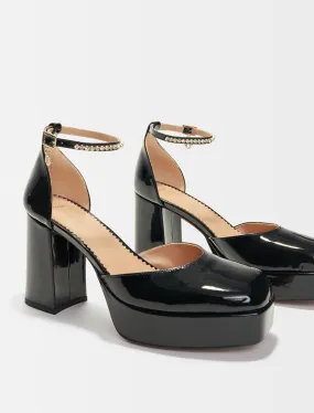 PATENT LEATHER PLATFORM PUMPS