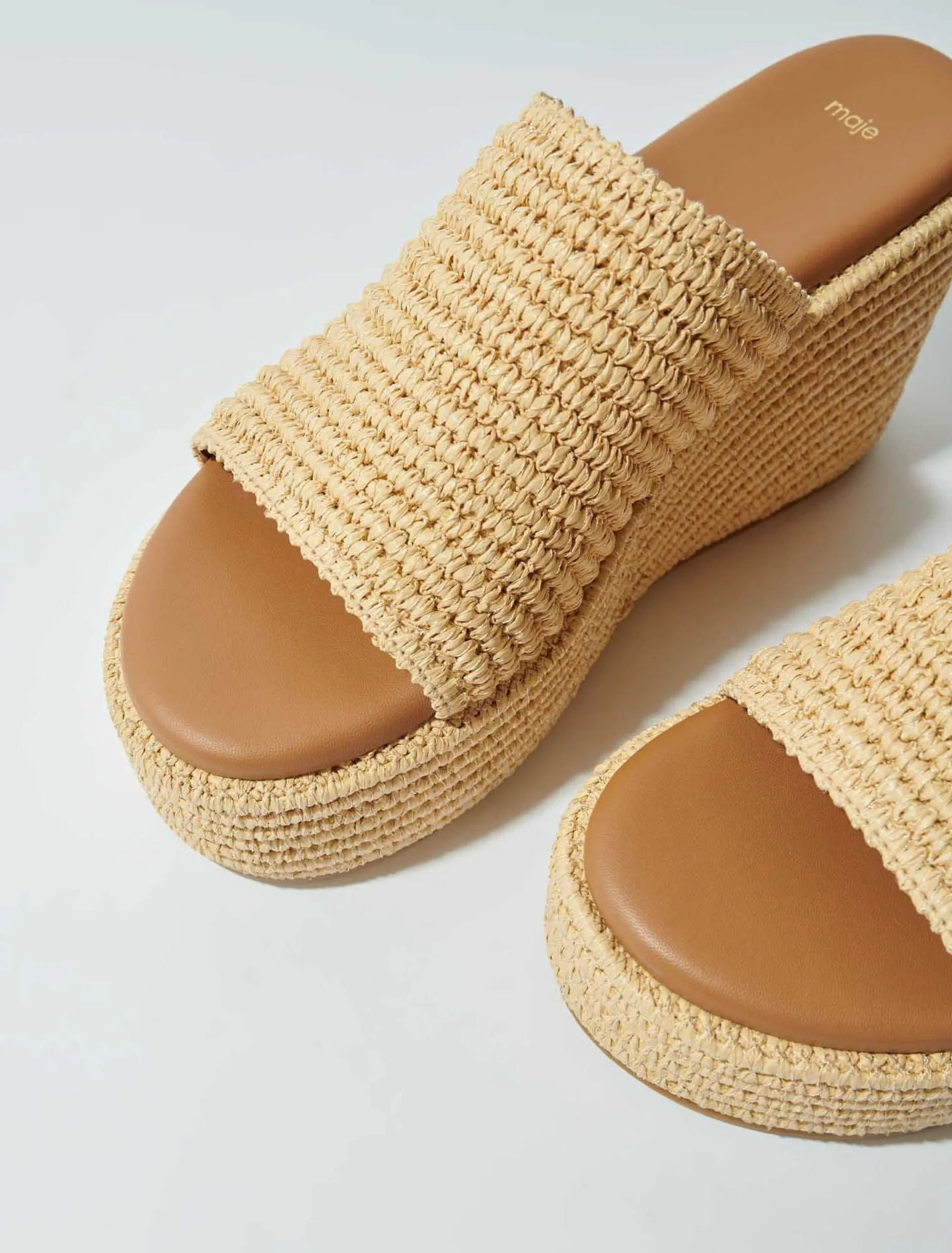 fashionable platform slides