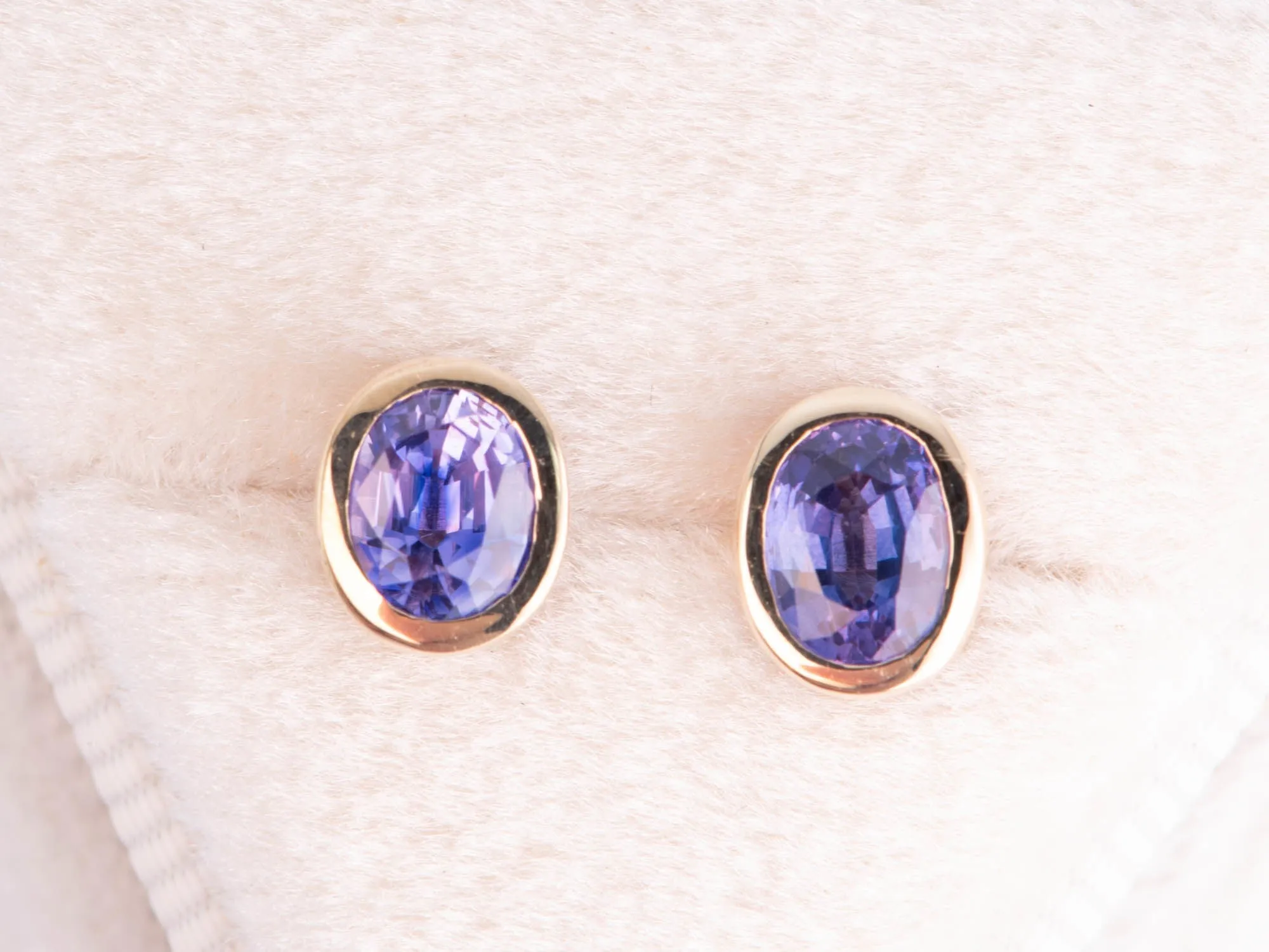 Purple Bi-Color Sapphire Bezel Set Ear Studs 14K Gold R3201