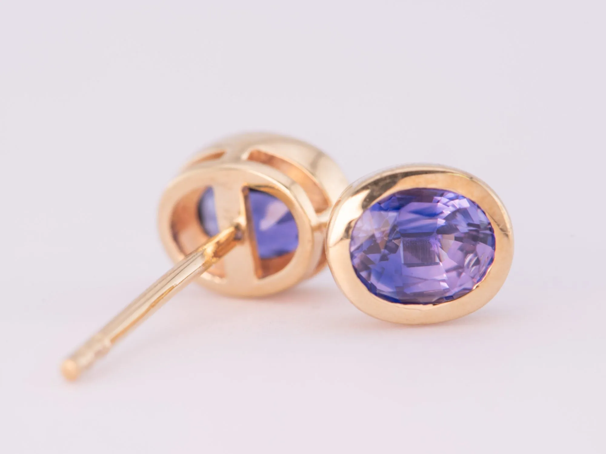 Purple Bi-Color Sapphire Bezel Set Ear Studs 14K Gold R3201