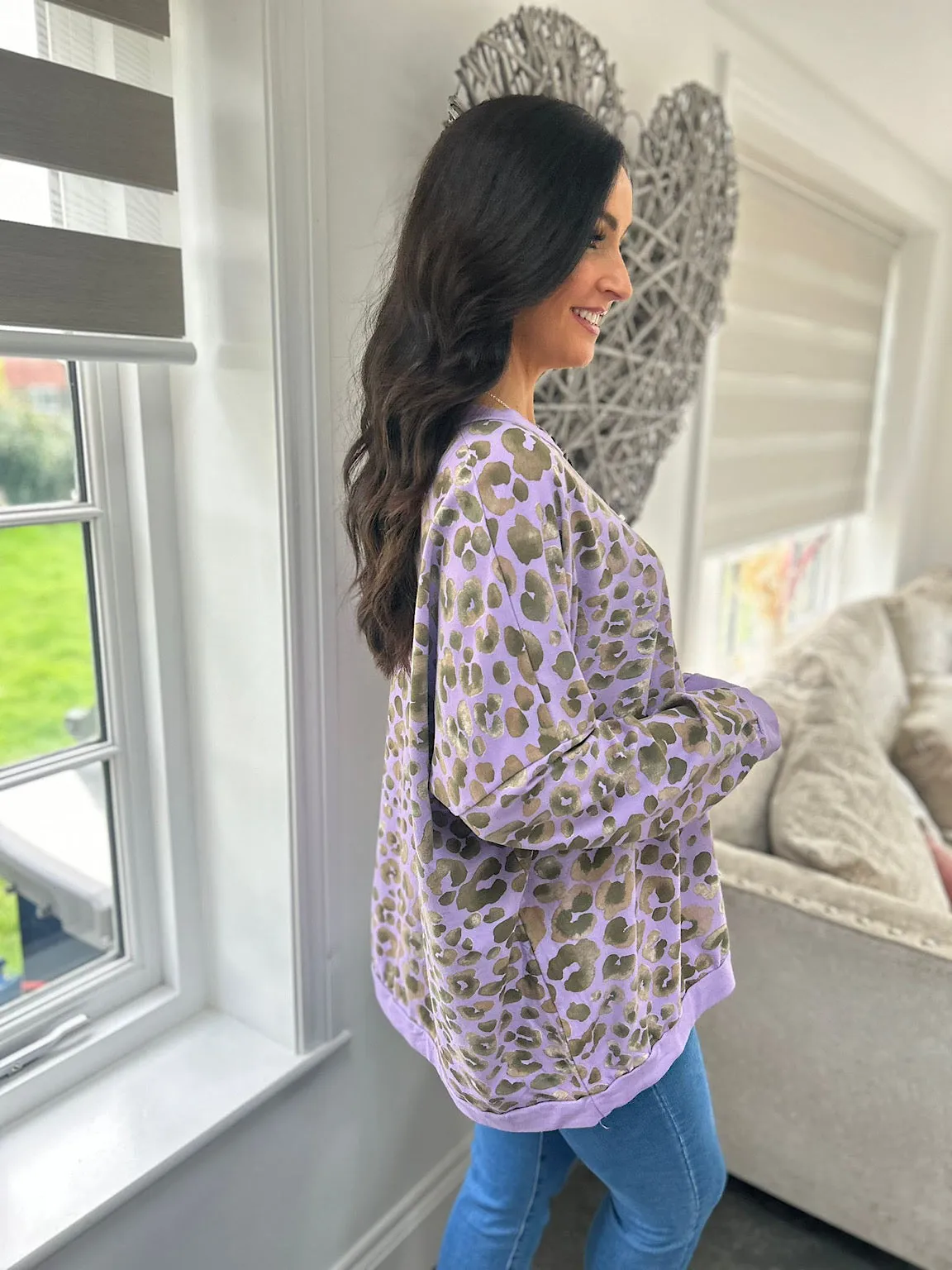 Kirsty Sweatshirt in Purple Leopard Print