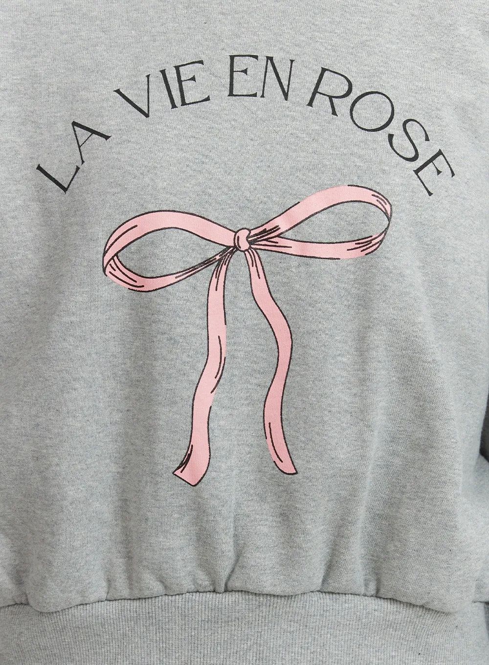 Sweatshirt with Ribbon Graphic code OF414