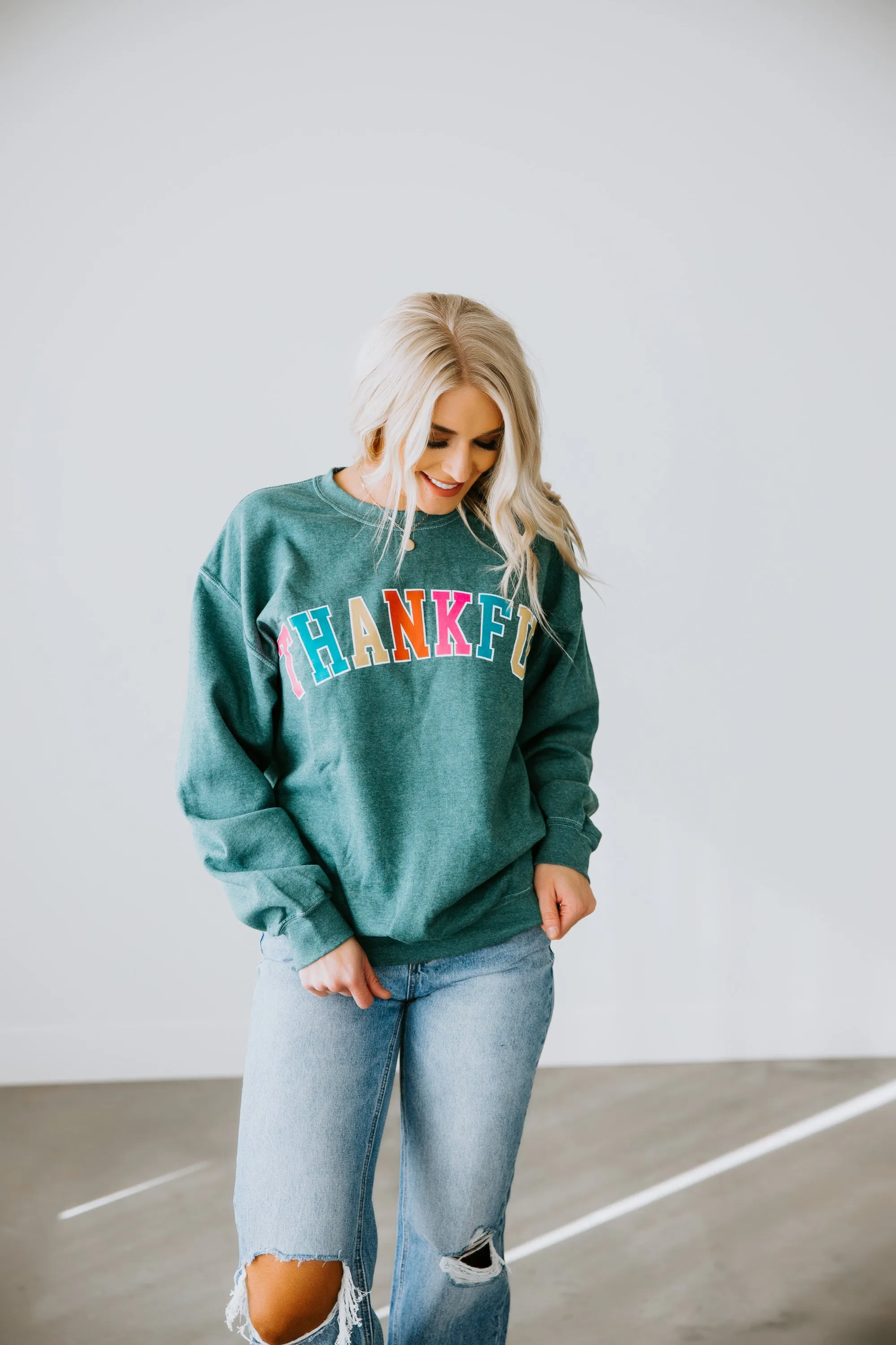 Thankful Graphic Sweatshirt