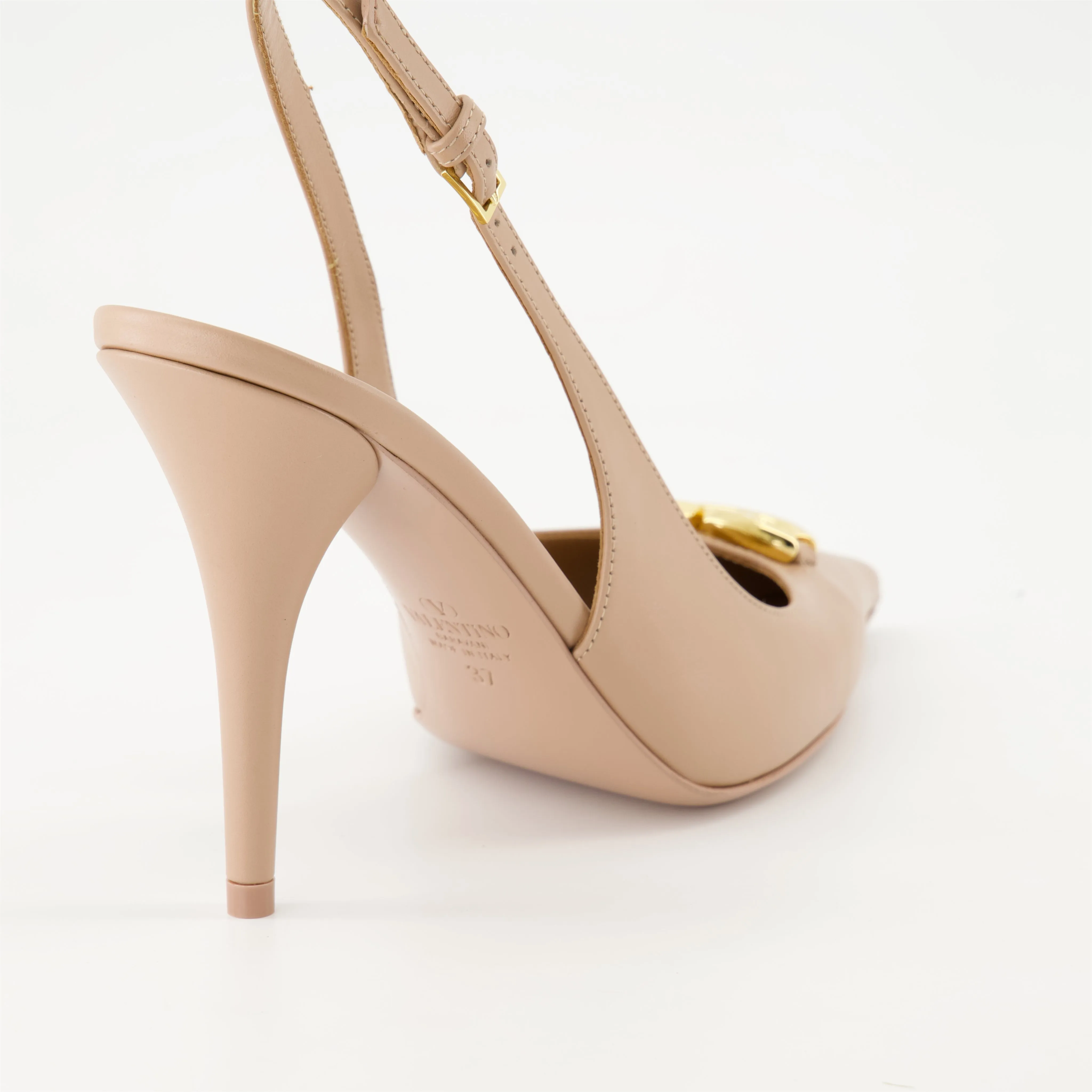 VLogo Bold Powder Pink Leather Pumps