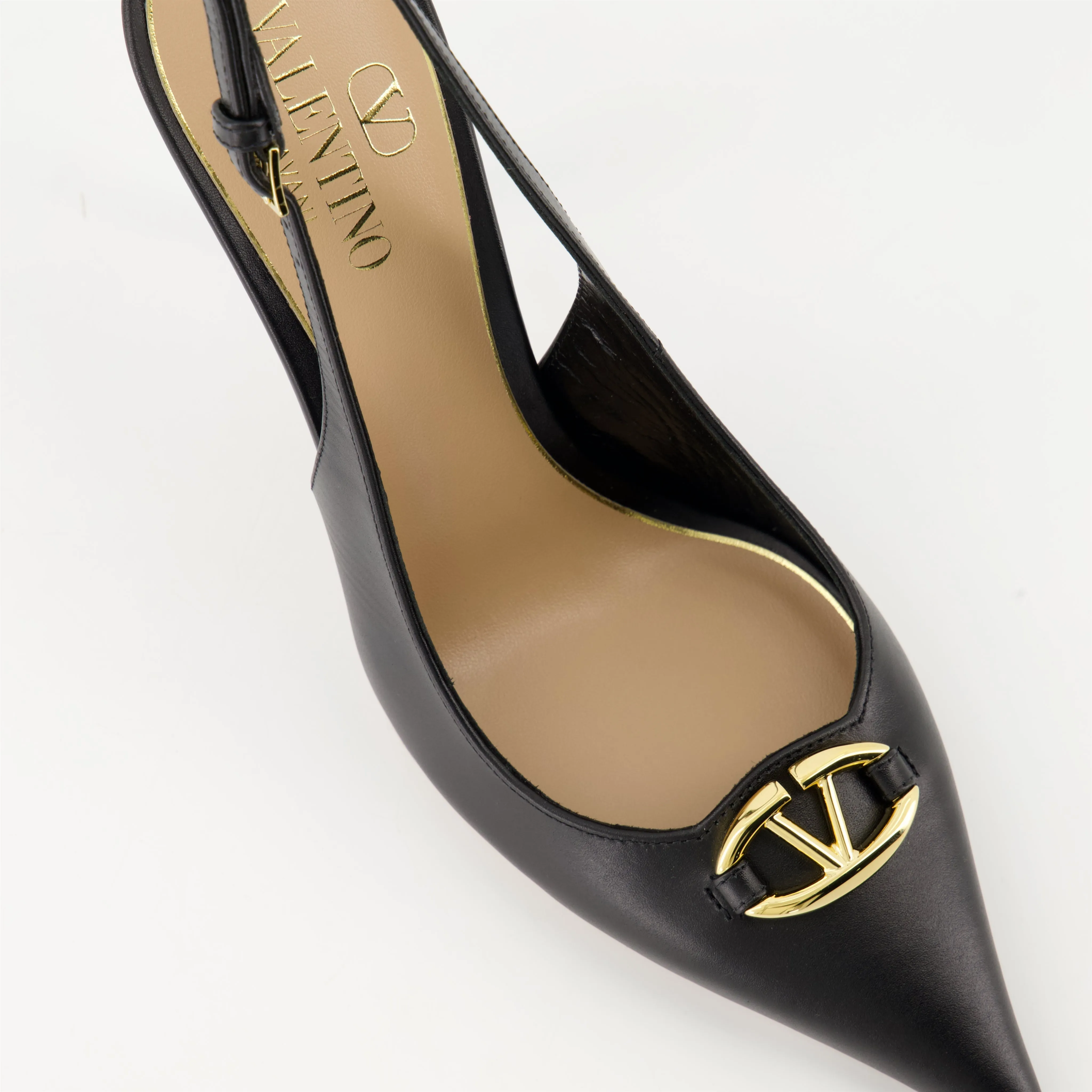 VLogo The Bold Leather Pumps