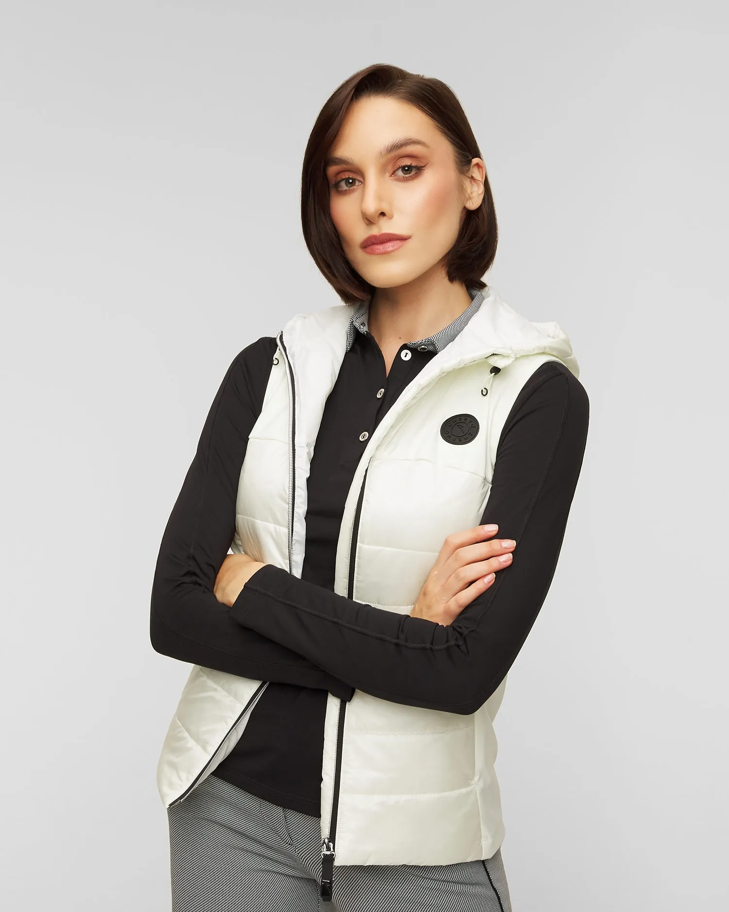 Women's gilet with a hood Chervo Essia 66063-150